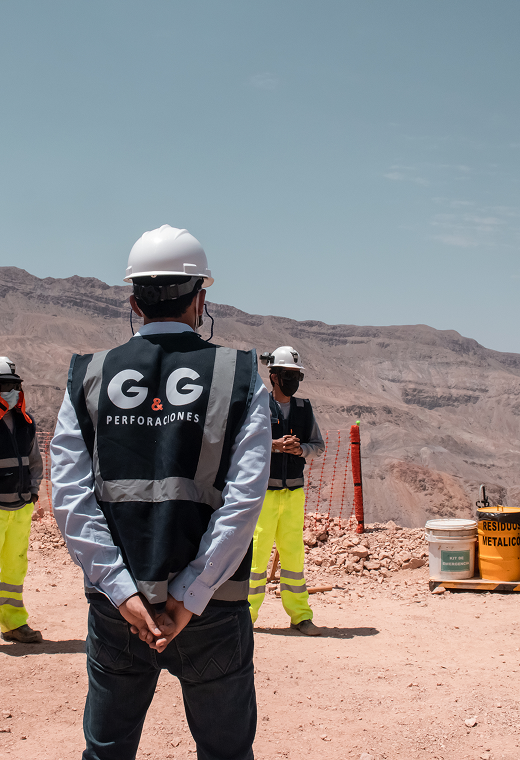 Profesionales G&G Perforaciones en operación de campo